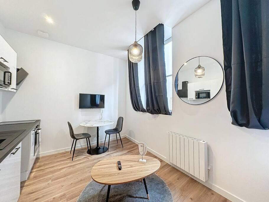 Cosy Studio, Centre Ville Thomassin 3 リヨン エクステリア 写真